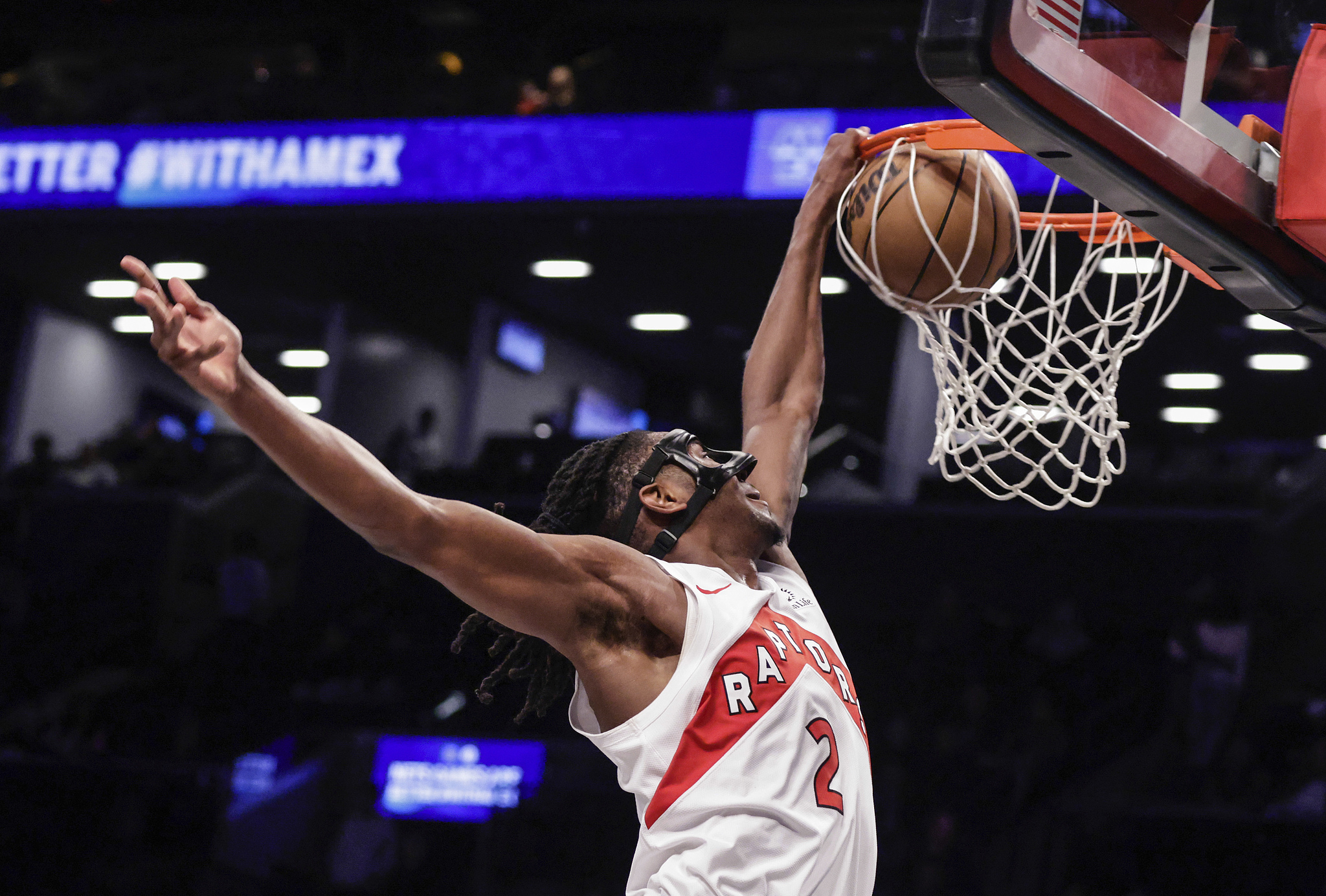 猛龙力克加拿大男篮，巴恩斯高光表现