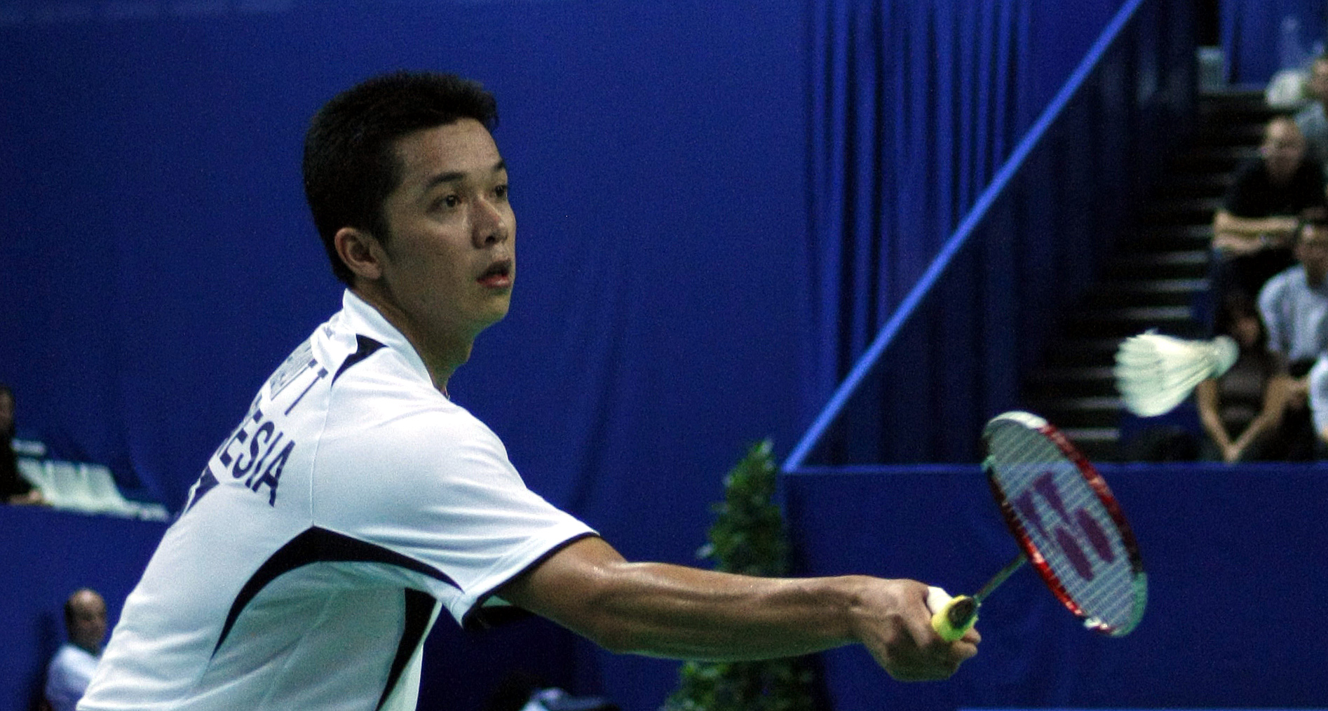 印尼羽毛球队强势印度羽毛球队，陶菲克爆发神勇