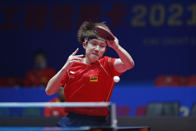 关于日本队横扫葡萄牙队，奥恰洛夫统治全场的信息