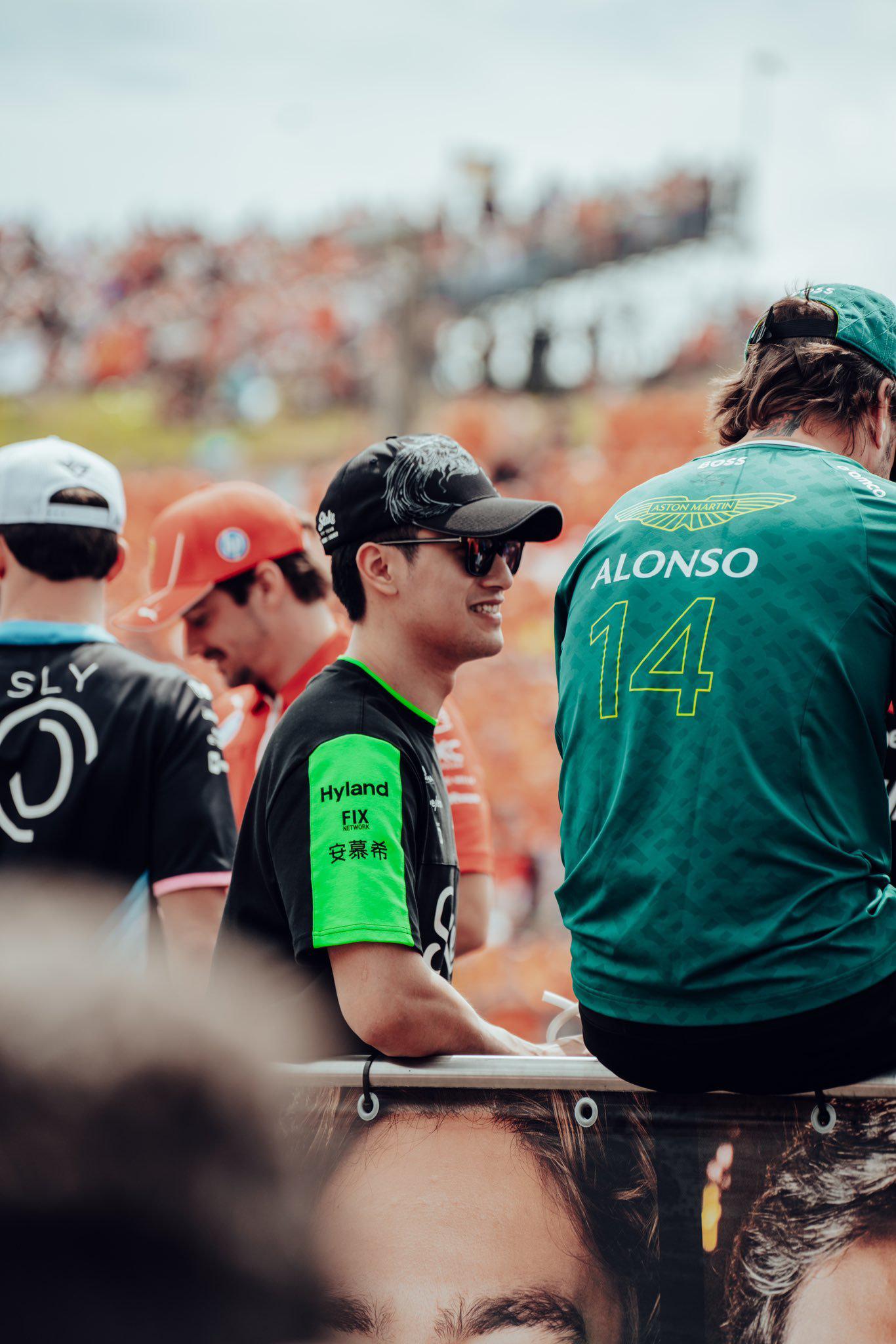 索伯车队横扫红牛车队，周冠宇带队取胜