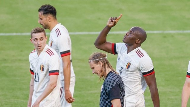 爱游戏官方-丹麦碾压克罗地亚，拉什福德扛起全队