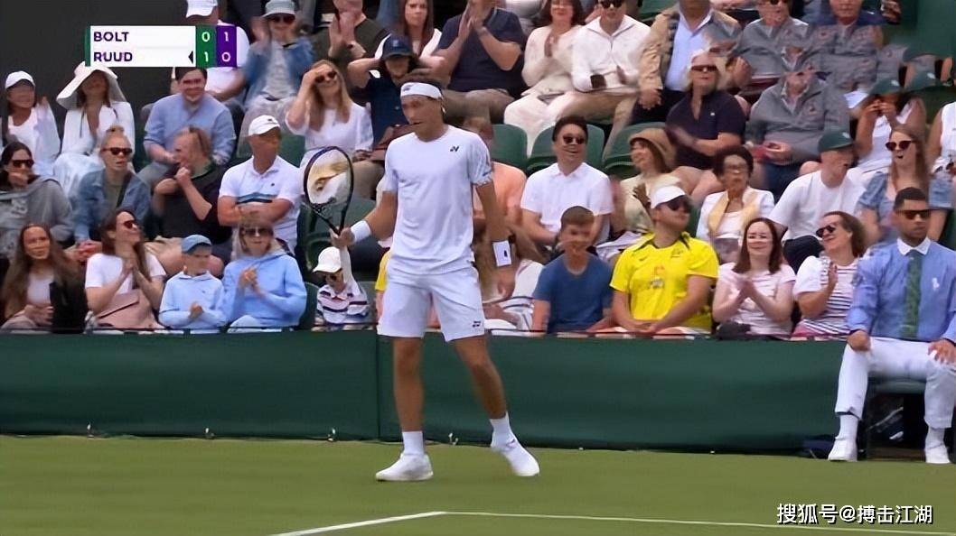 年终总决赛翻盘温网,鲁德高光表现 年终总决赛翻盘温网,鲁德高光表现