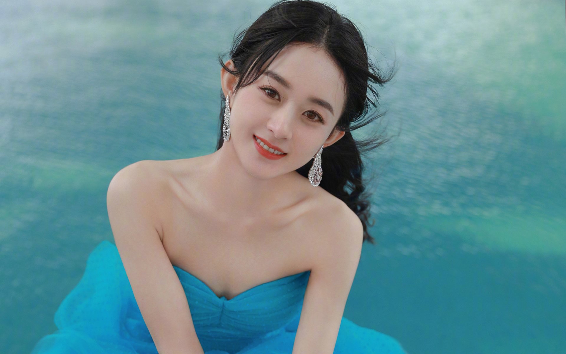 神换人！为何是他导演惊天逆转？