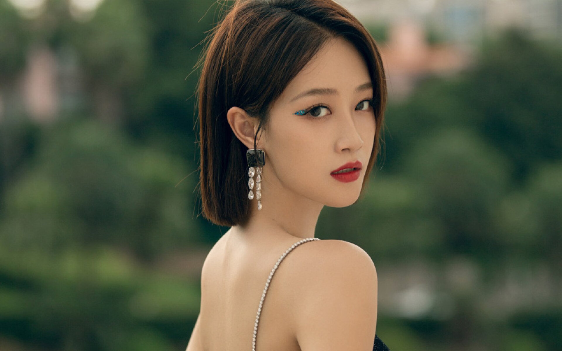 爱游戏-跨越洲际的寓言，安哥拉如何收割阿森纳，与奥运周期里本泽马的终极接管